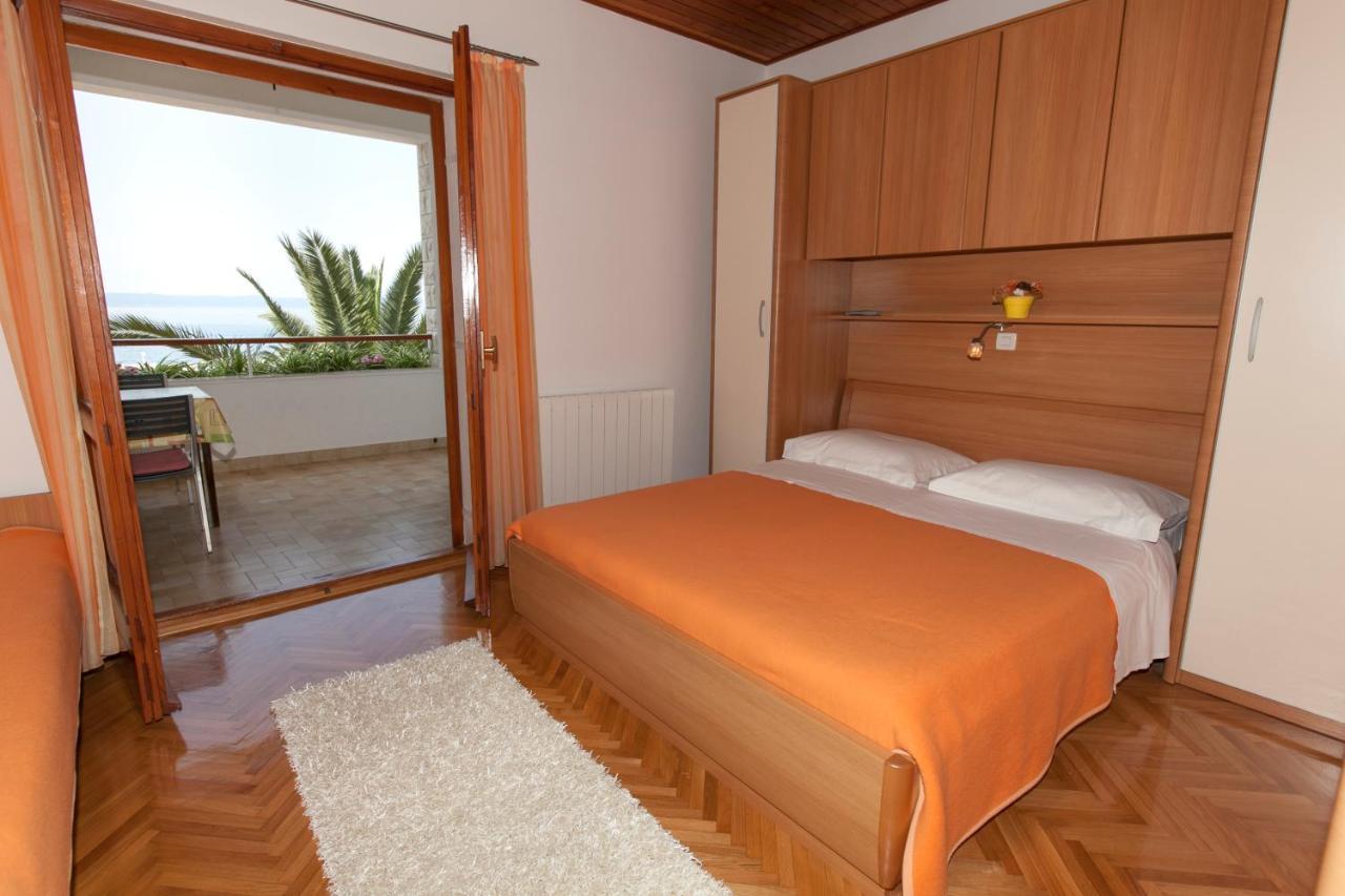 Apartments Milana Tučepi Buitenkant foto