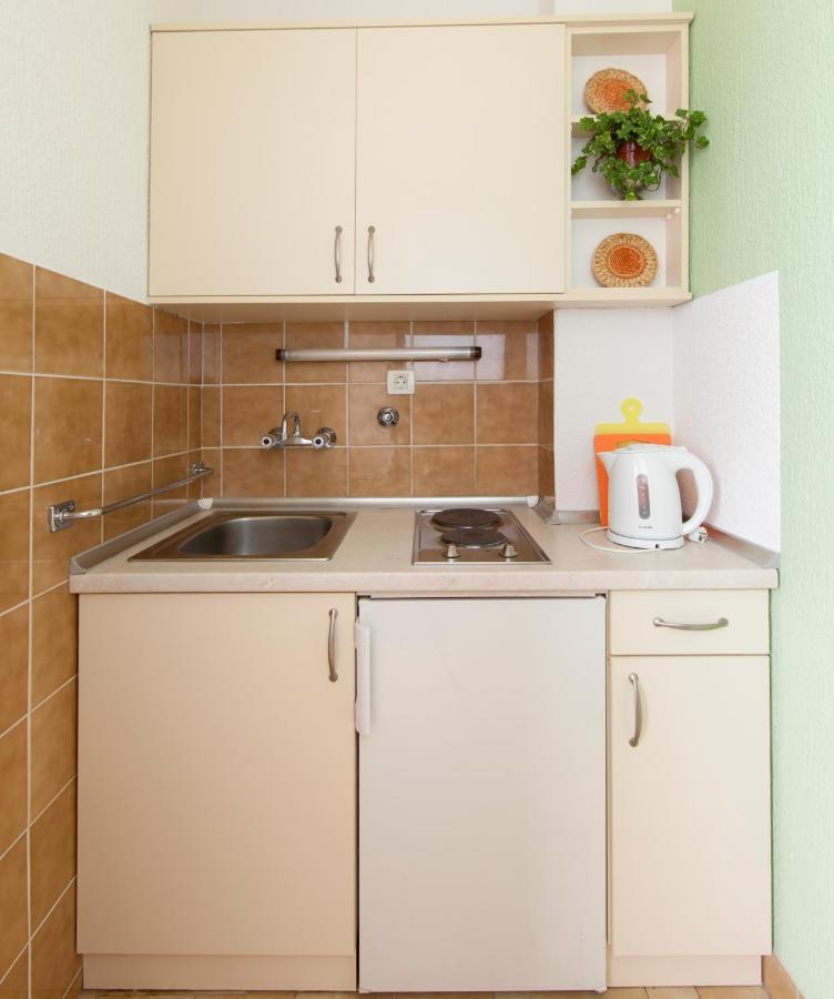 Apartments Milana Tučepi Buitenkant foto